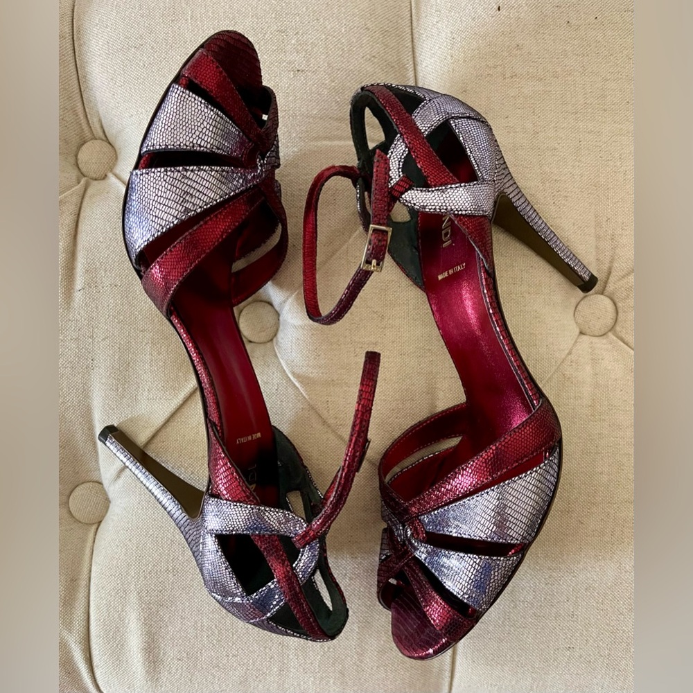Vintage Fendi Italian Women’s Stiletto Sandals